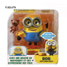 Bob le Minion avec un ours en peluche