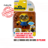 Bob le Minion avec un ours en peluche